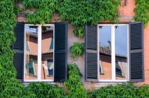 Shutters Toronto: The Key Advantages Shutters have to Offer the GTA