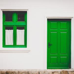 4 Reasons to Choose Window Shutters for Your Home