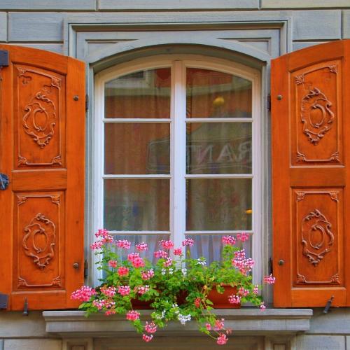5 Tips For Maintaining Window Shutters