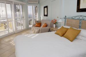 Make a Memorable First Impression with California Shutters in Toronto