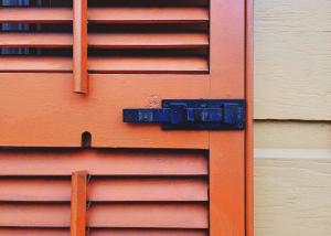 Types of Wood Shutters 